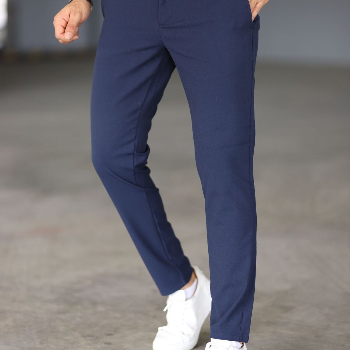 Pantalon Fuselé Élégant à Coupe Ajustée