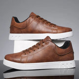 Baskets basses homme à lacets, semelle contrastante