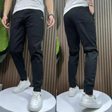 Pantalon Chino Ajusté à Coupe Moderne