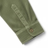 Chemise en velours côtelé pour homme avec col rabattu et poche poitrine