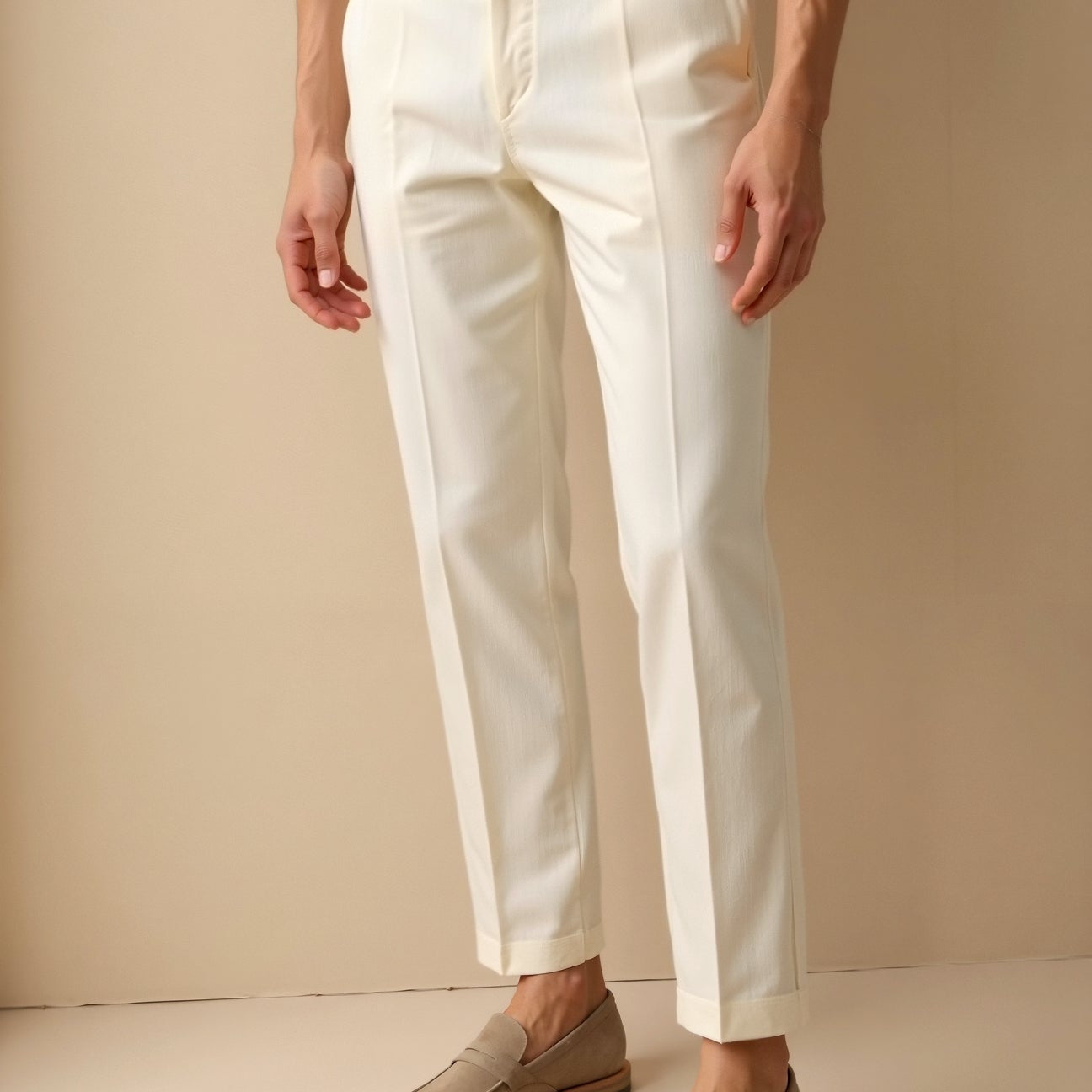 Pantalon Habillé Coupe Fuselée à Plis