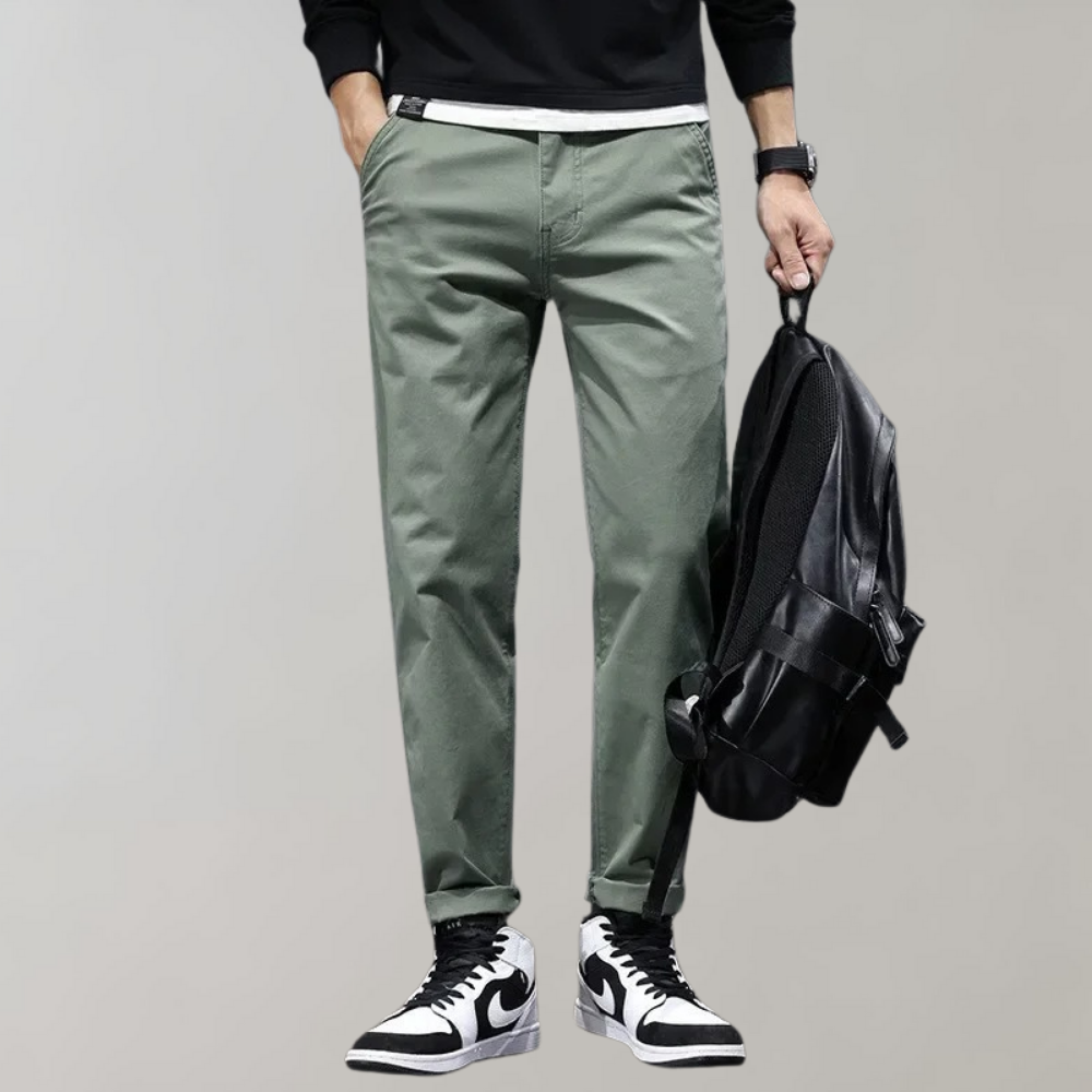 Pantalon Chino Fuselé Style Urbain
