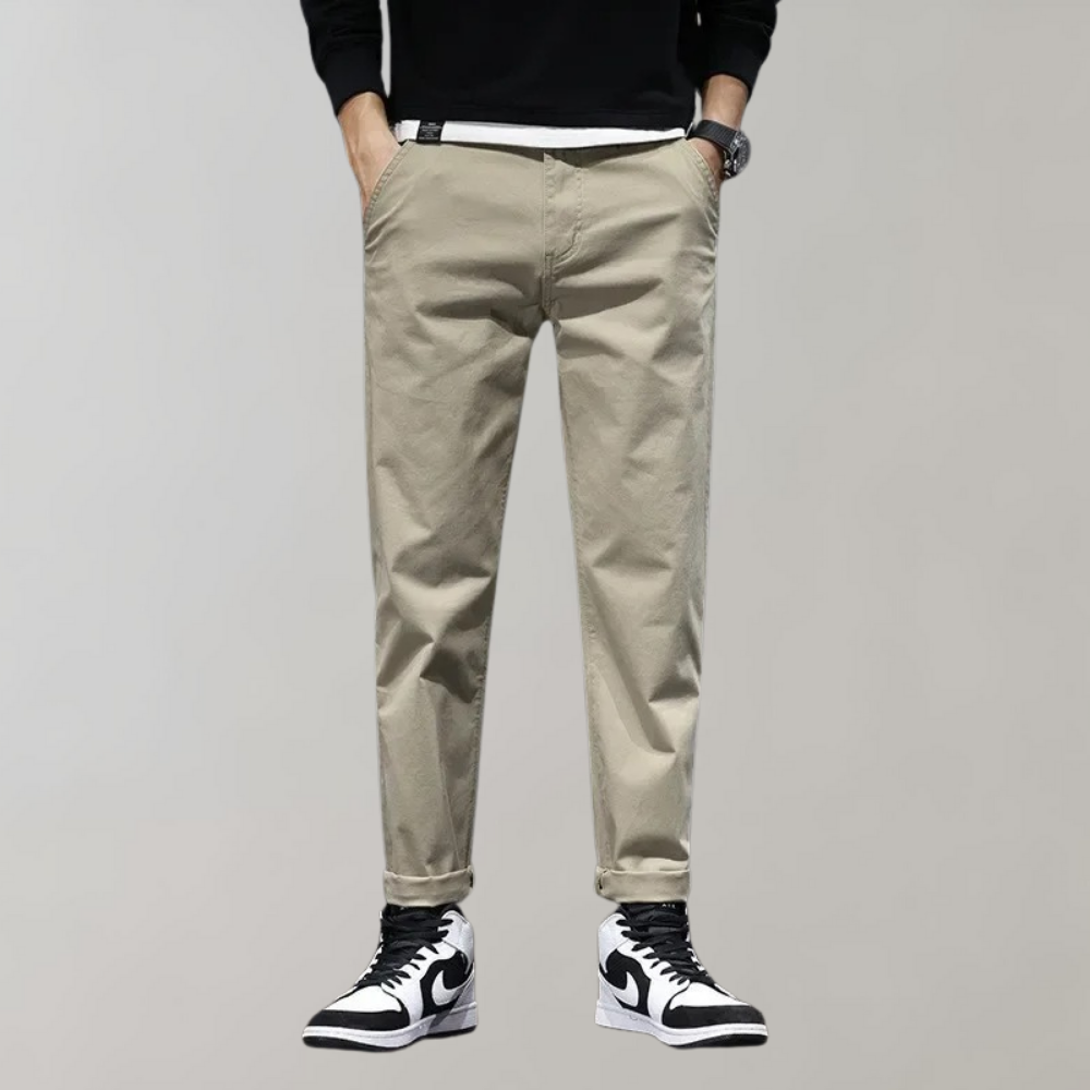 Pantalon Chino Fuselé Style Urbain