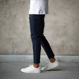 Pantalon Fuselé Urbain à Coupe Ajustée