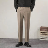 Pantalon Habillé Fuselé à Pinces Élégantes
