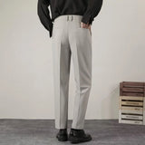 Pantalon Habillé Fuselé à Pinces Élégantes