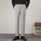 Pantalon Habillé Fuselé à Pinces Élégantes
