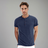 T-Shirt Col Henley à Manches Courtes