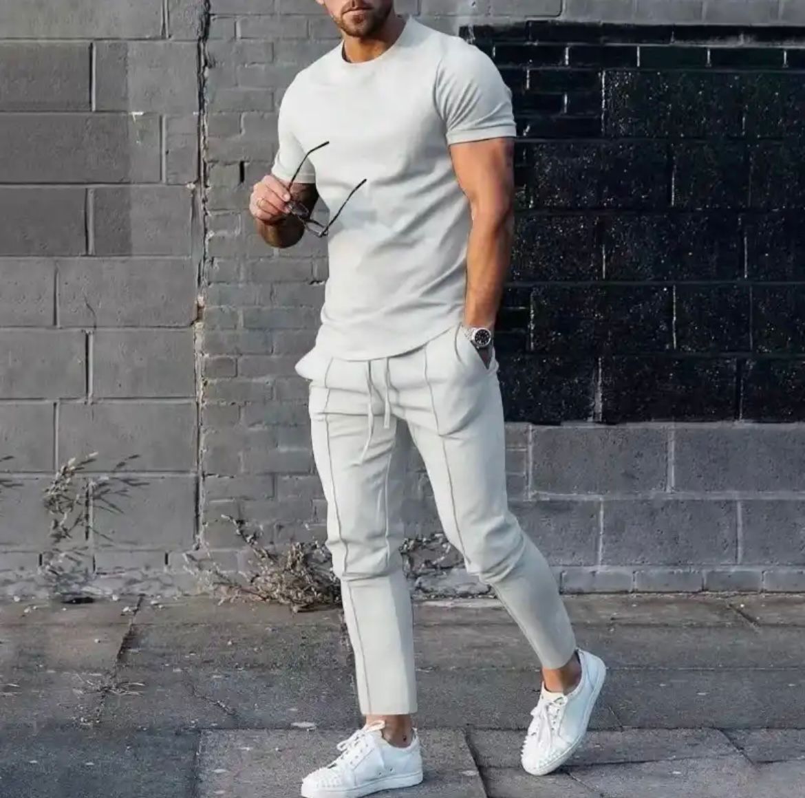 Ensemble T-Shirt et Pantalon Assortis