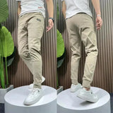 Pantalon Chino Fuselé Coupe Ajustée