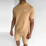 Ensemble T-Shirt et Short Assortis