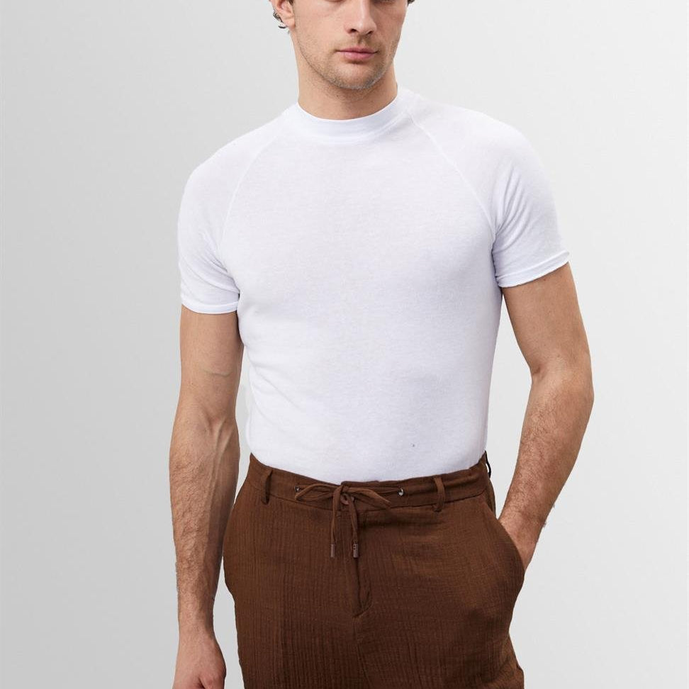 T-Shirt Ajusté à Col Rond